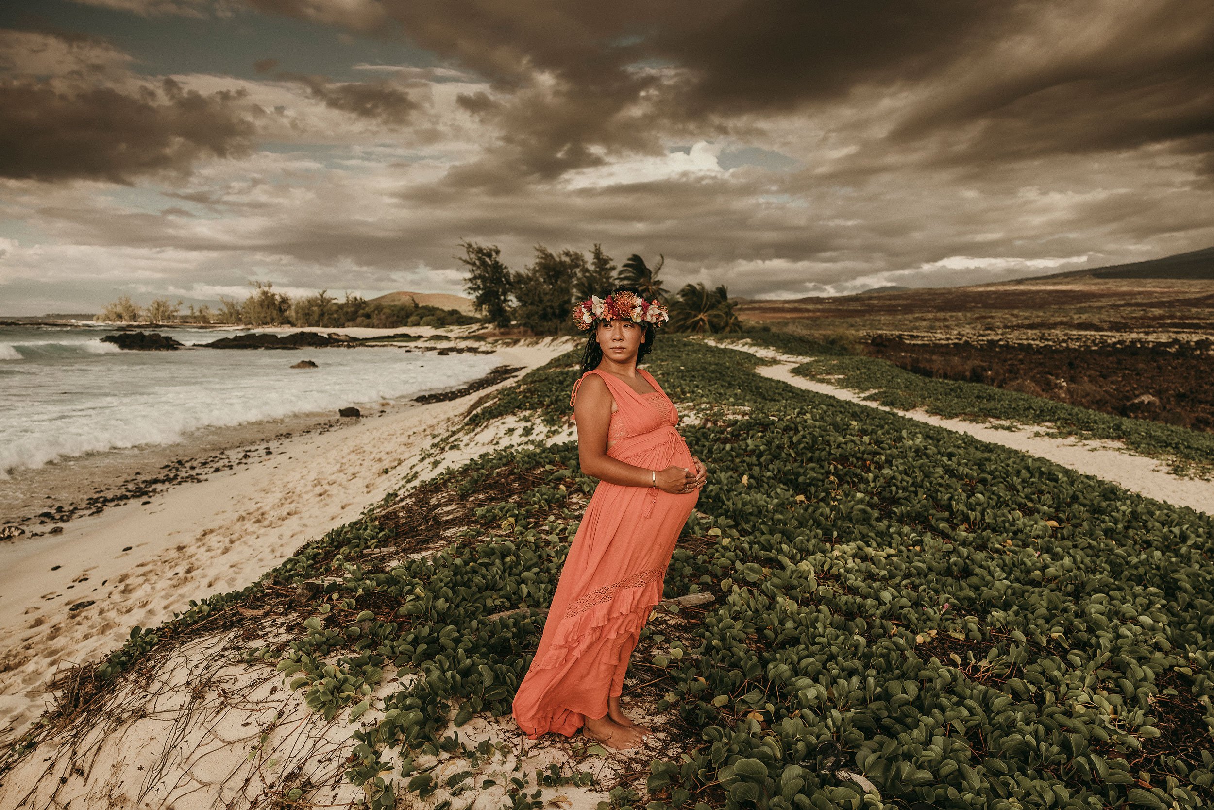 Kona-Big-Island-Maternity-Photos-The-Sophia-Co-01.jpg