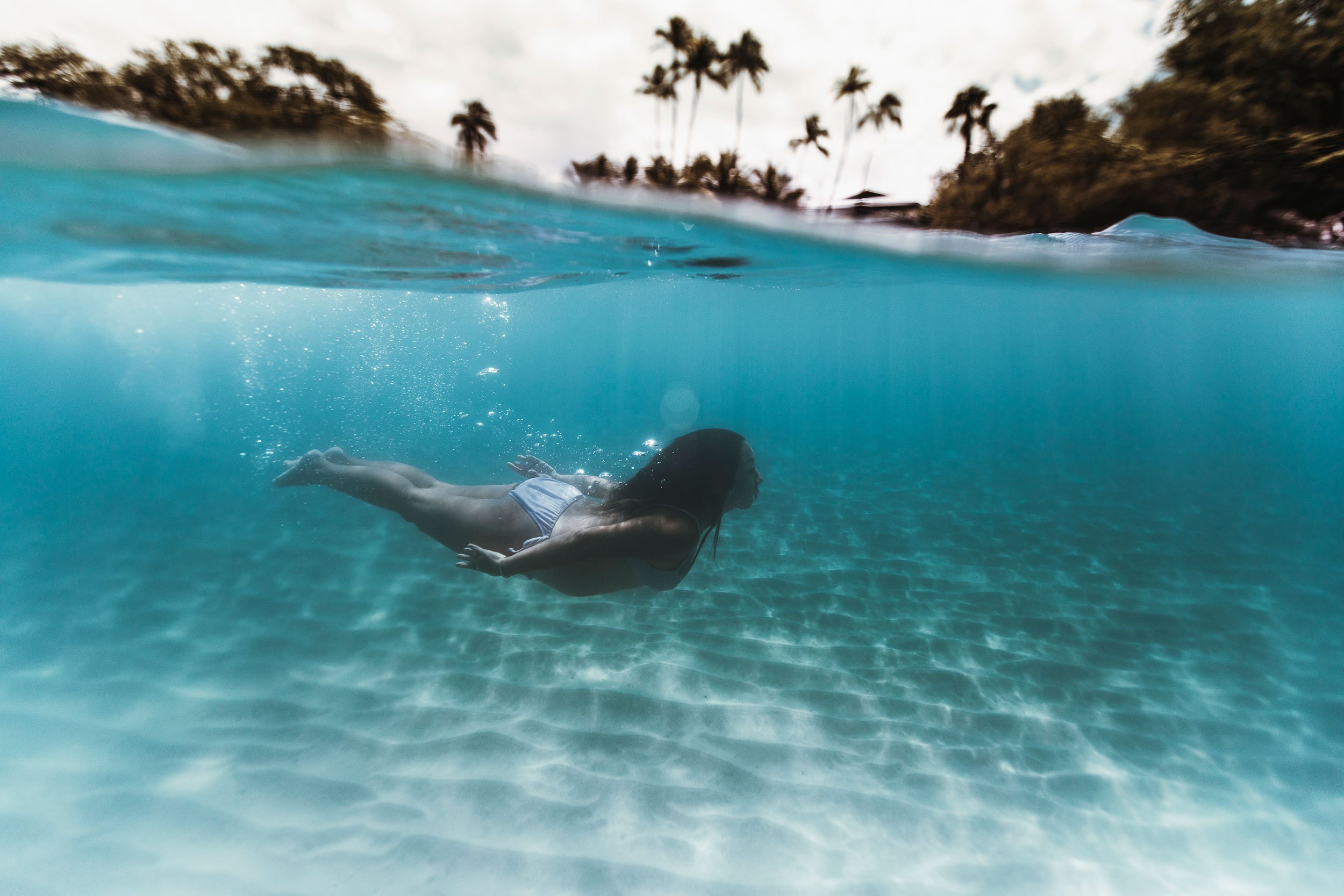 Kona-Big-Island-Underwater-Maternity-Photos-The-Sophia-Co-19.jpg