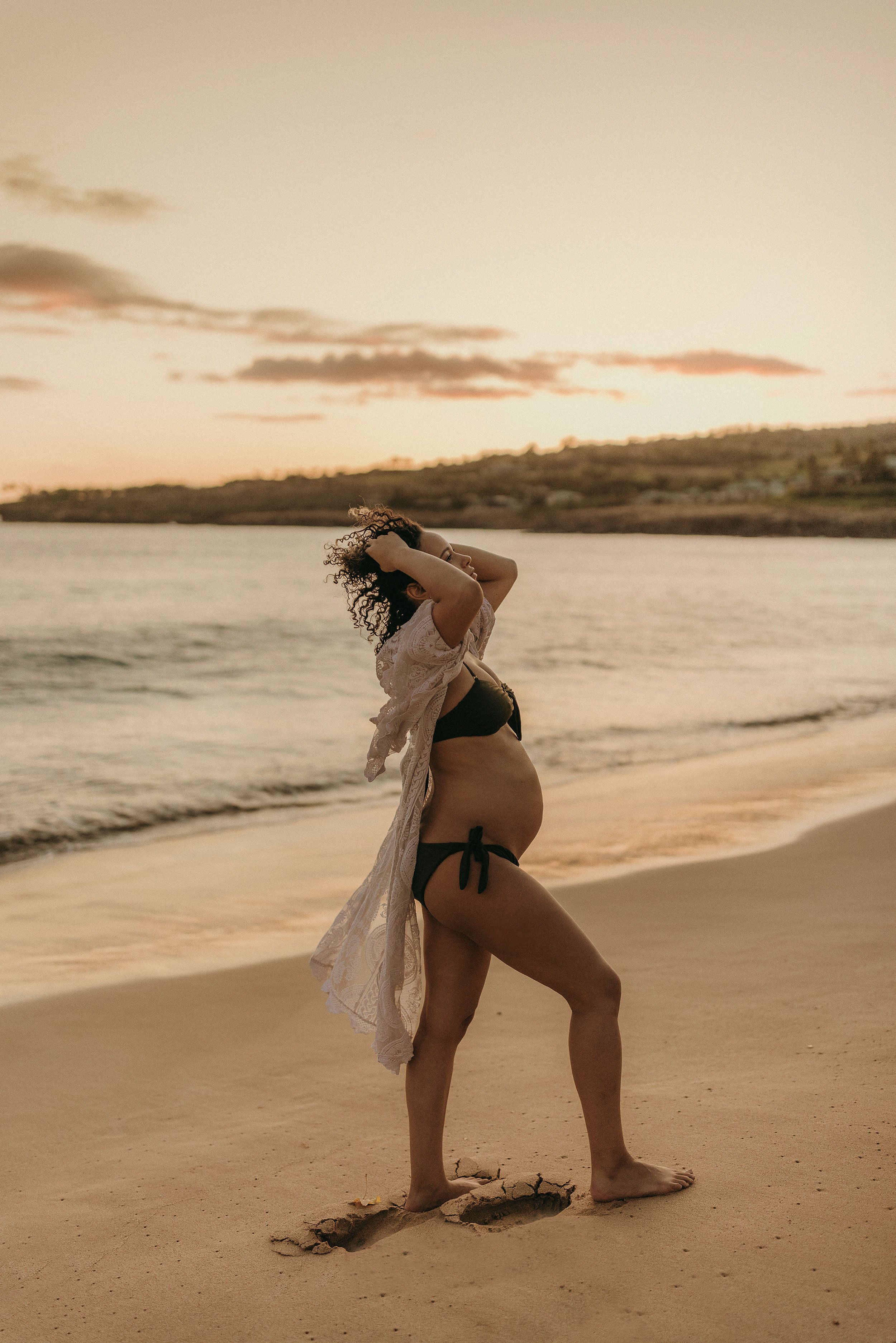 Hawaii-Lanai-Four-Seasons-Maternity-Photos-22.jpg