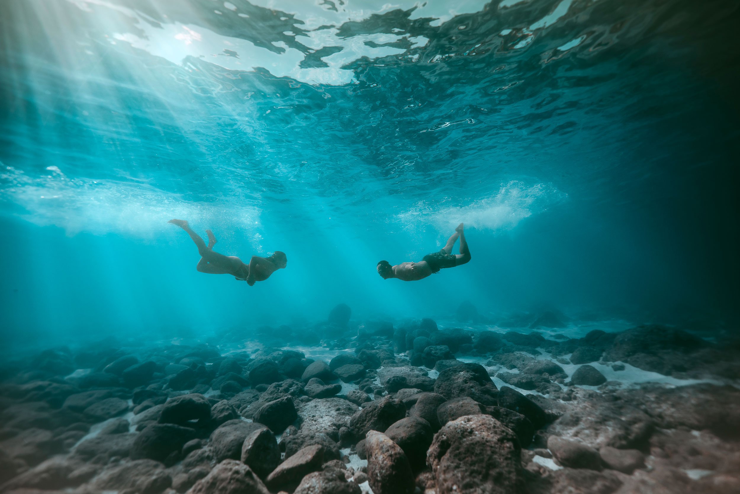 oahu-north-shore-hawaii-family-photos-underwater-27.jpg