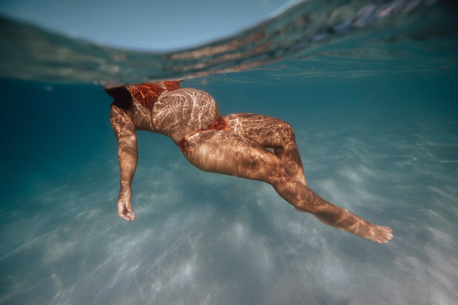 hawaii-oahu-maternity-photographer-underwater-13.jpg