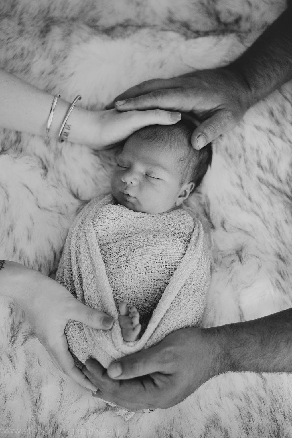 Austin Family Photographer Newborn Lifestyle In Home Session 006.jpg