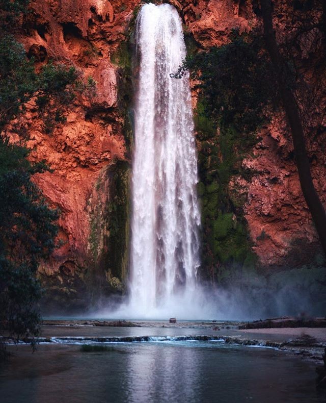 One of the few places I&rsquo;ve been that I literally dream about at night. 💭
#📷 @j_mejia8
.
.
.
.
#arizonahikersguide #keepnaturewild #letskeepitwild #arizona #visitarizona #arizonacollective #explorearizona #instagramaz #hikeaz #arizonahiking #i