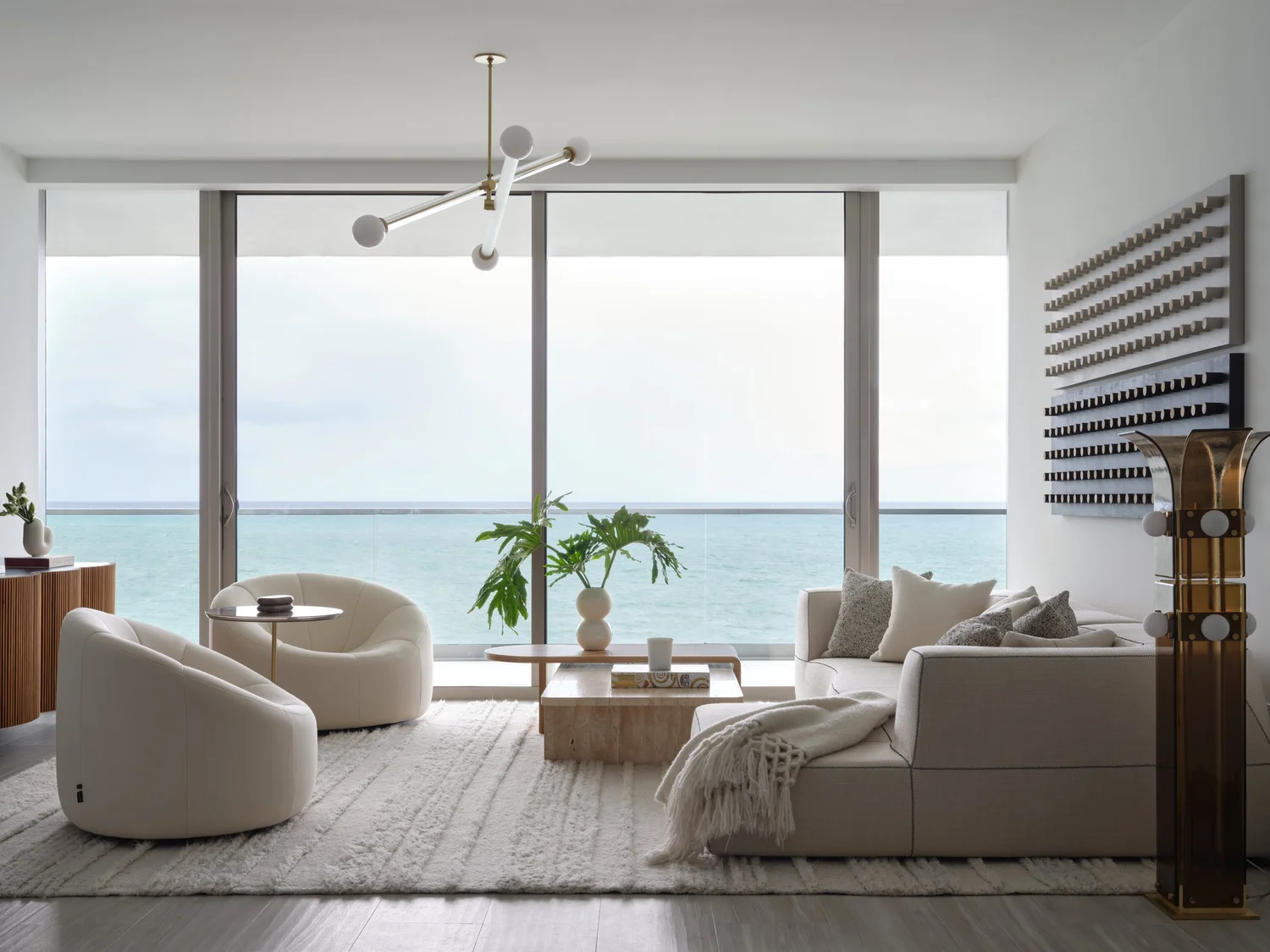 MIAMI APARTMENT — Melanie Morris Interiors, LLC.