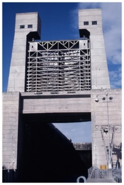 Vertical gate at John Day Lock and Dam on the Columbia River.