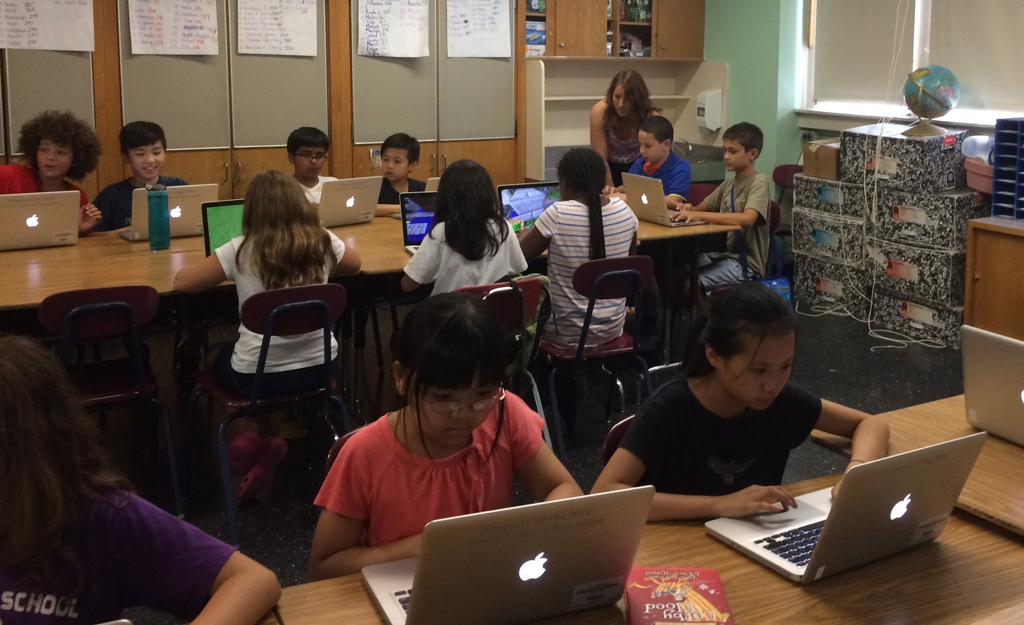 Minecraft is an effective entry into computer science education for young learners in the DOE's Summer STEM program.