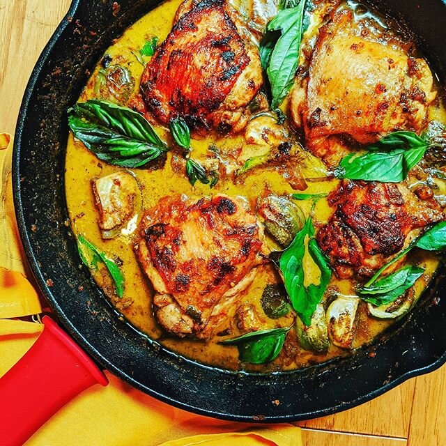 Crispy Green Curry Chicken thighs 😋

This delicious meal comes together all in one pan. I used a cast iron skillet here which gave the skin a beautiful char before I baked it off in the oven. Give this recipe a try this weekend and let me know how i