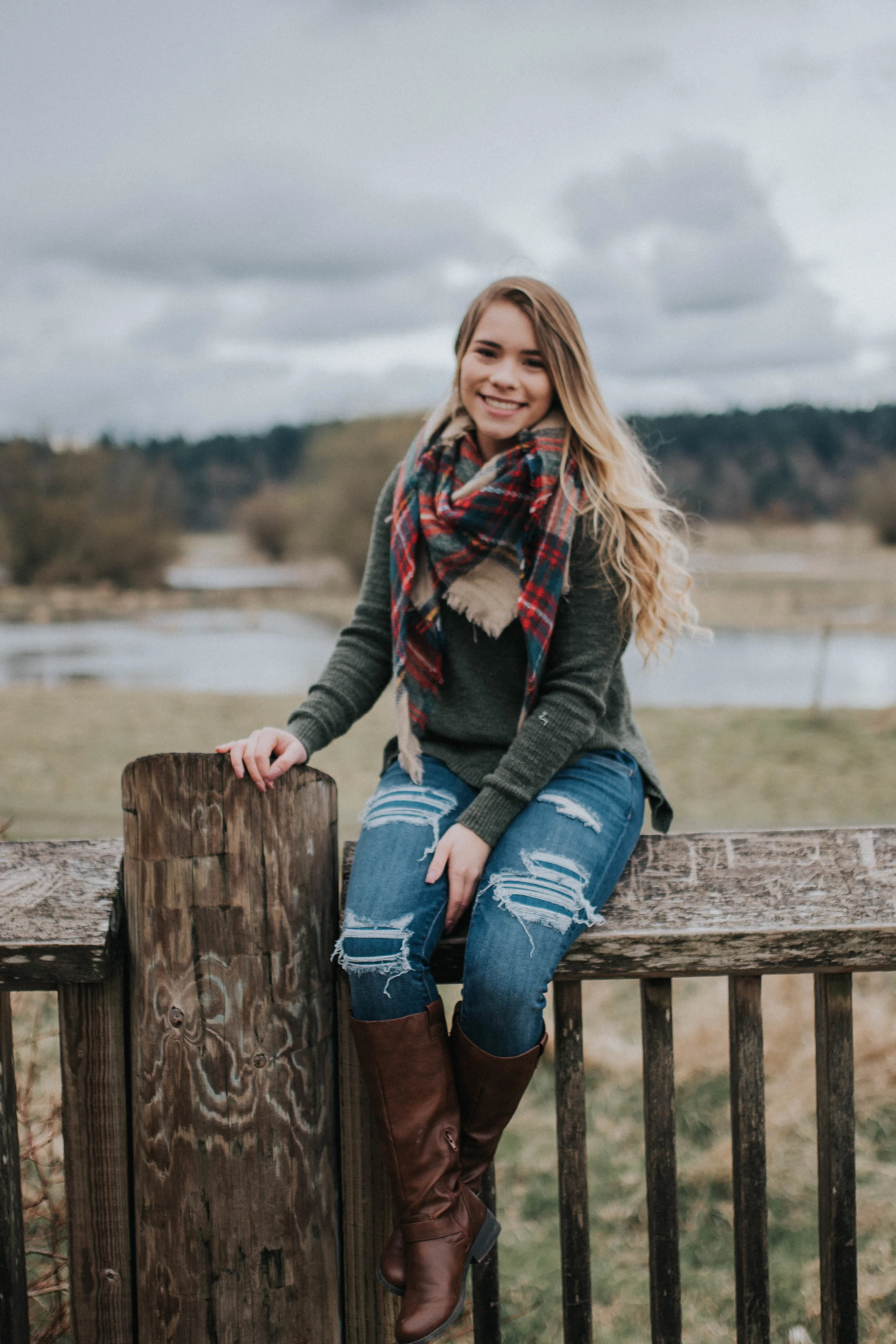 KatelynSeniorPic-1410.jpg