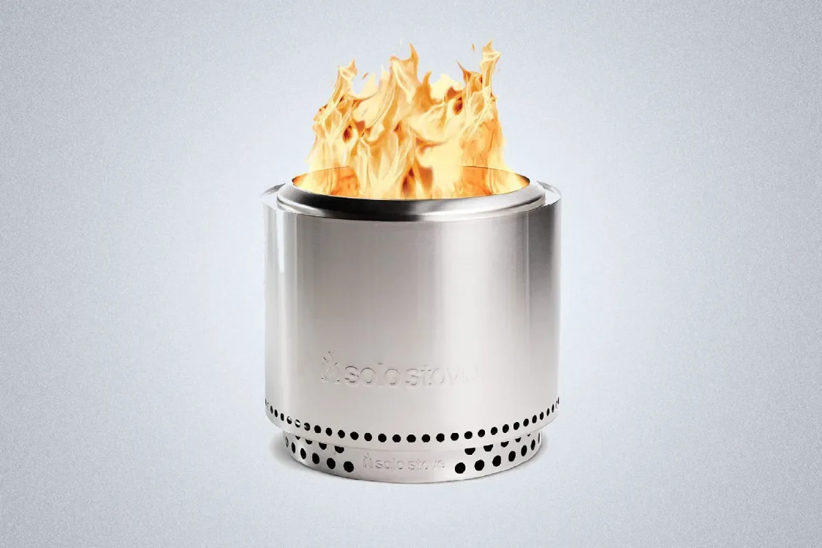  Summer bonfires are great... building them can be more complicated. With the Tito's X Solo Stove® Bonfire + Stand 2.0, now you can focus on gathering 'round with good friends and good drinks. We'll handle the rest. 