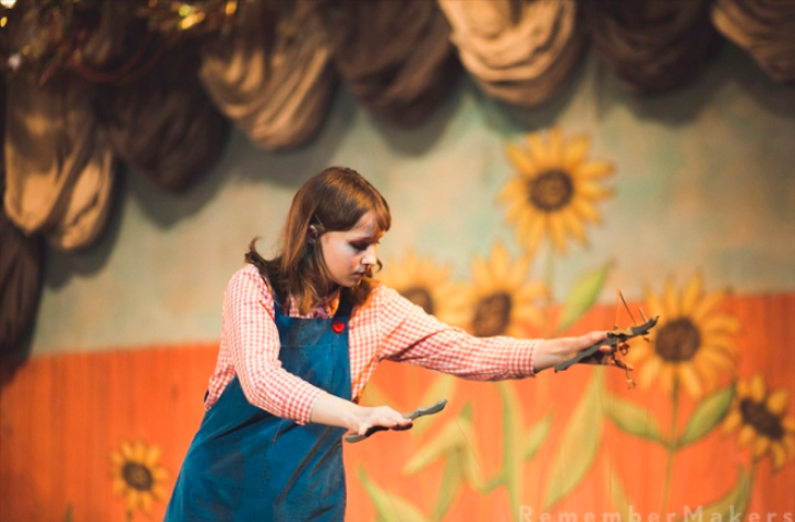 Audrey Densmore puppeteering for the show “Something to Crow About!”