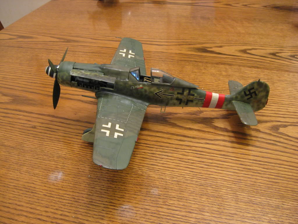 Revell FW-190 D9 old tool 1/32nd scale, kit #2. Photo 2 of 2.