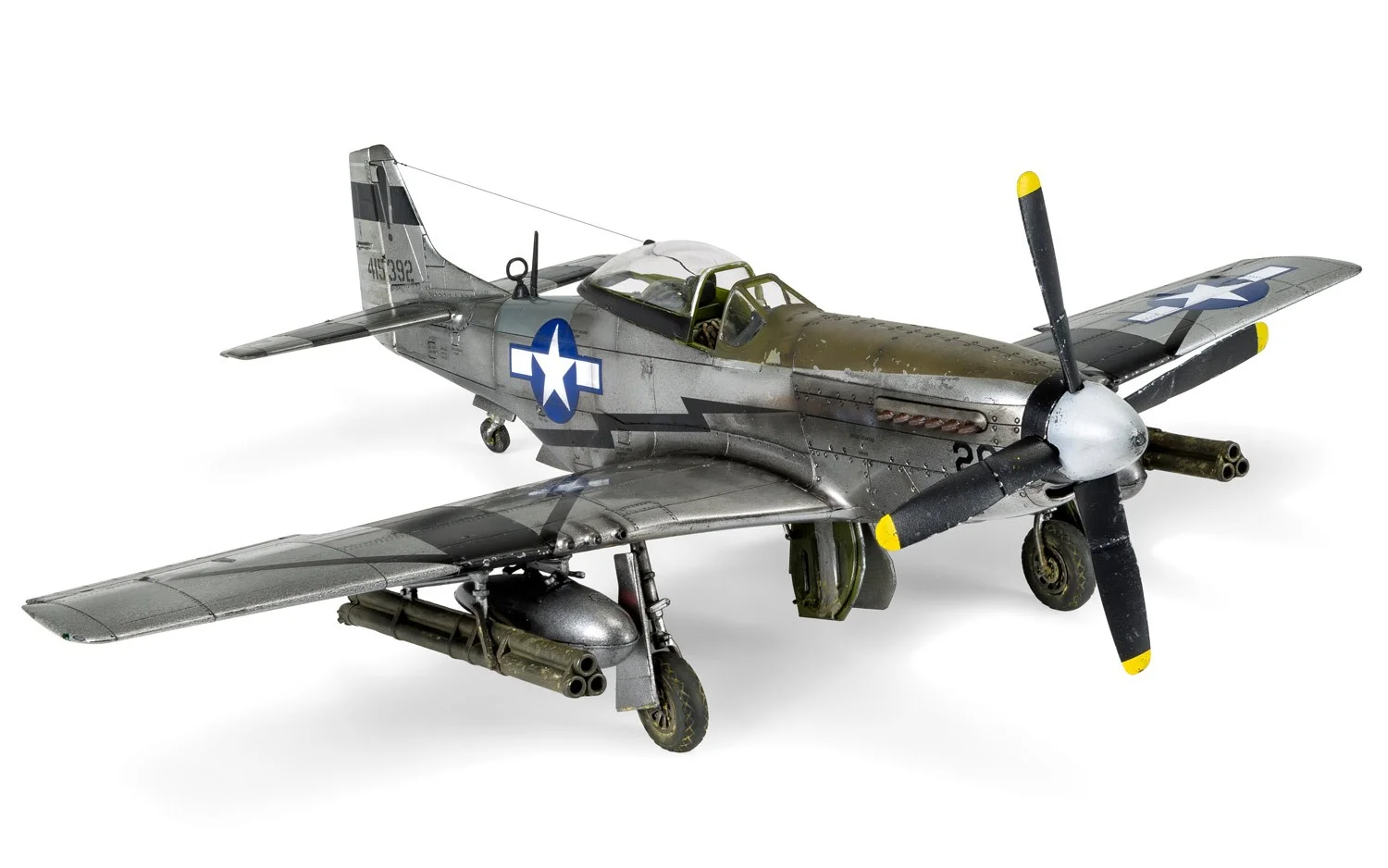 a05131_p51d-mustang_5.jpg