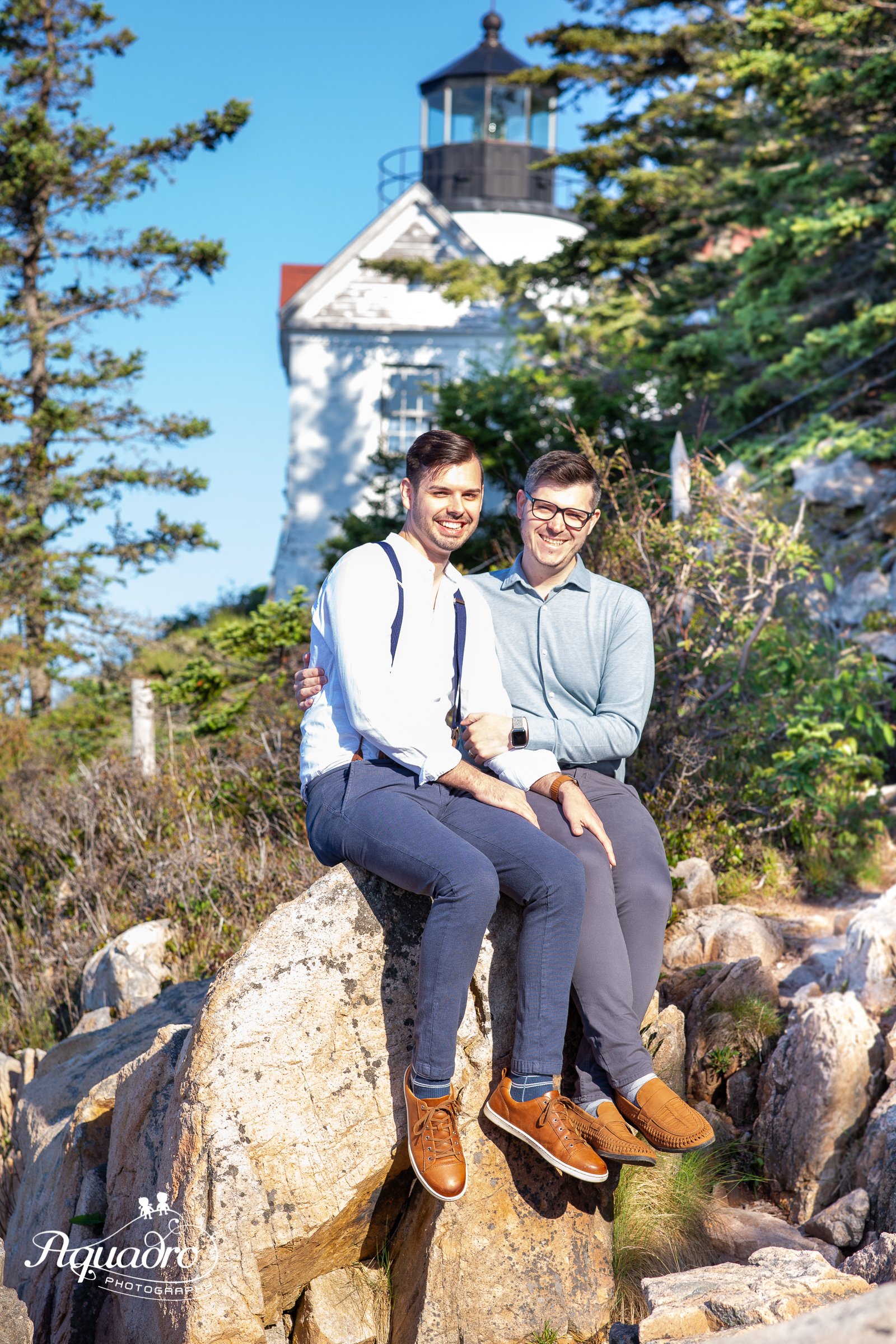 Engagement Session on rocky beach and near lighthouse in Maine (Copy) (Copy)