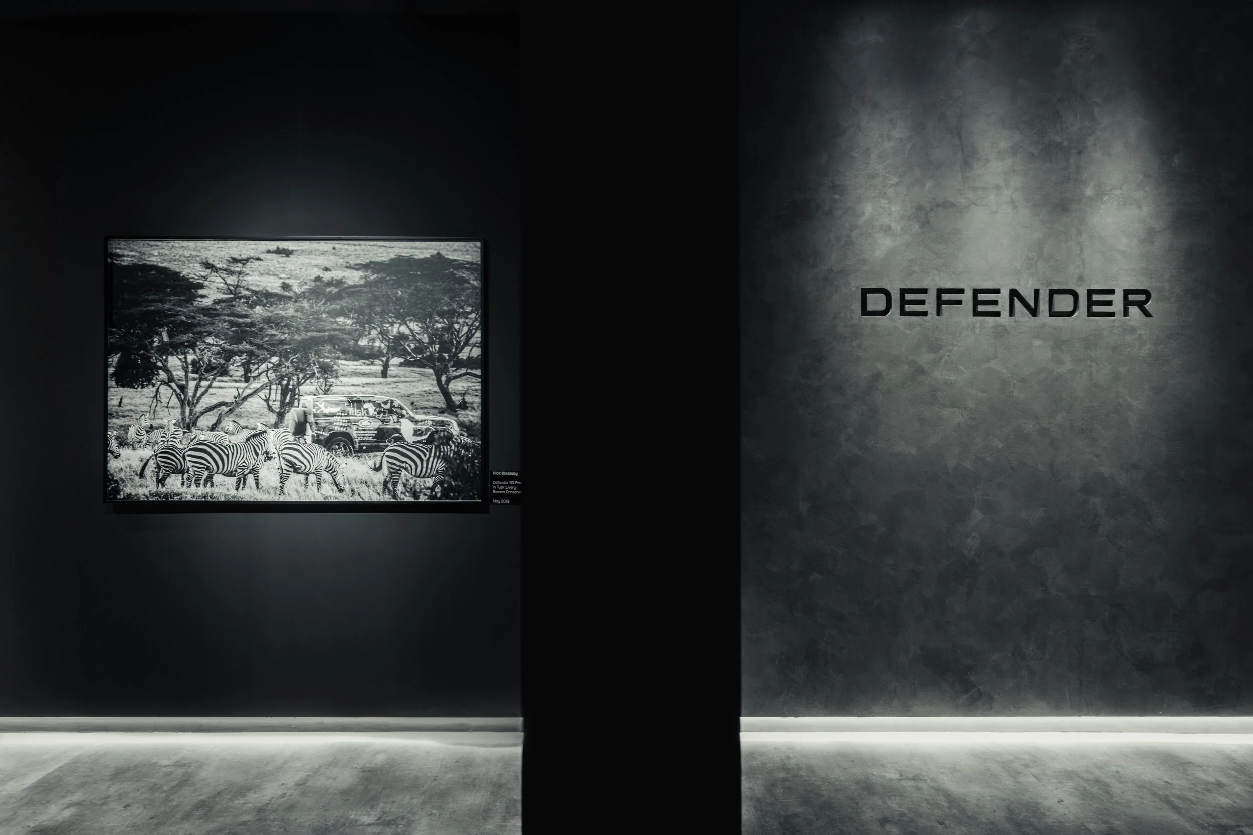Defender Octa Black PR-2.jpg