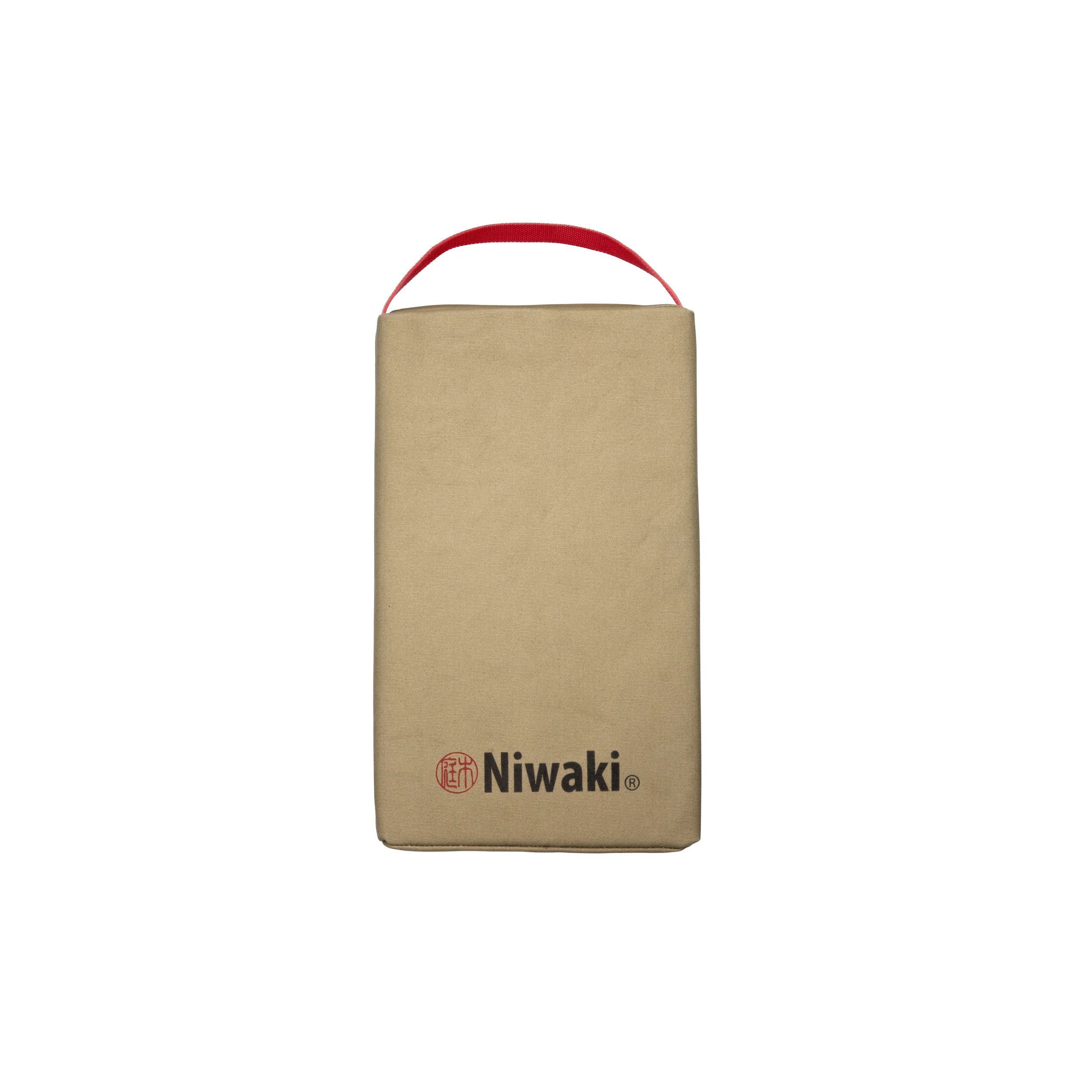 Niwaki Kneeler Square 2.jpeg