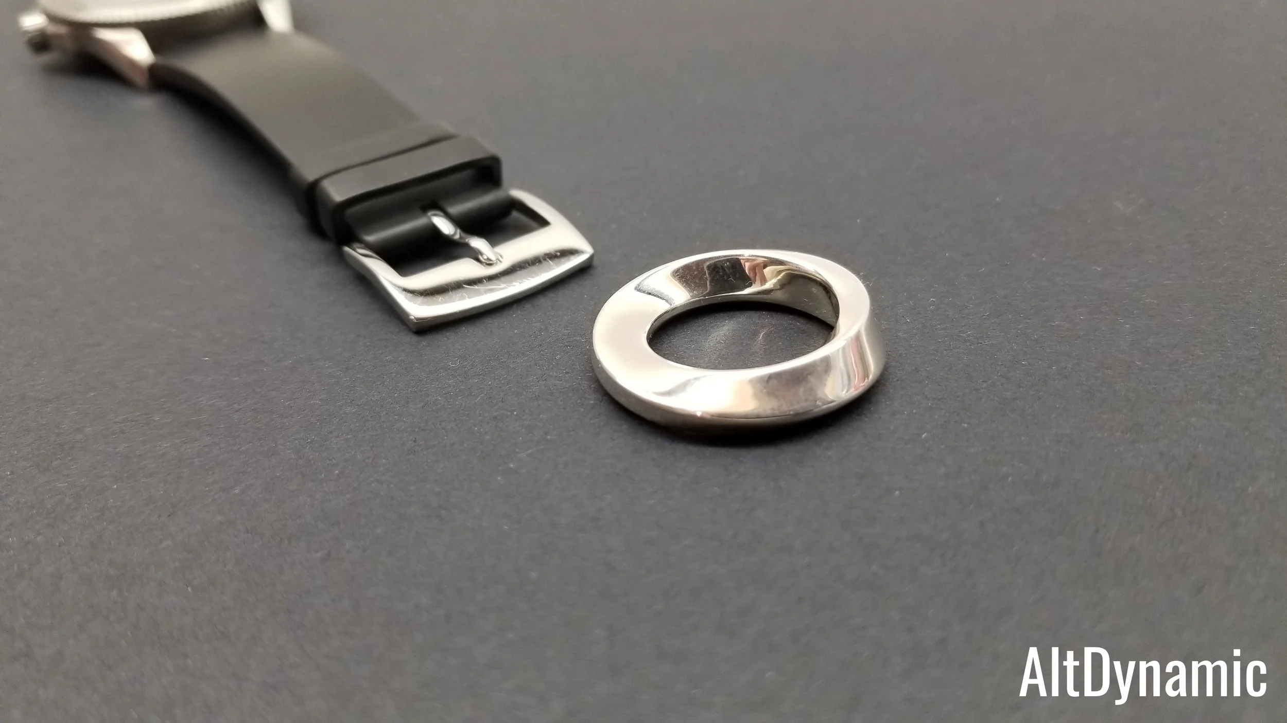 Silver Mobius Strip AltDynamic-1.jpg