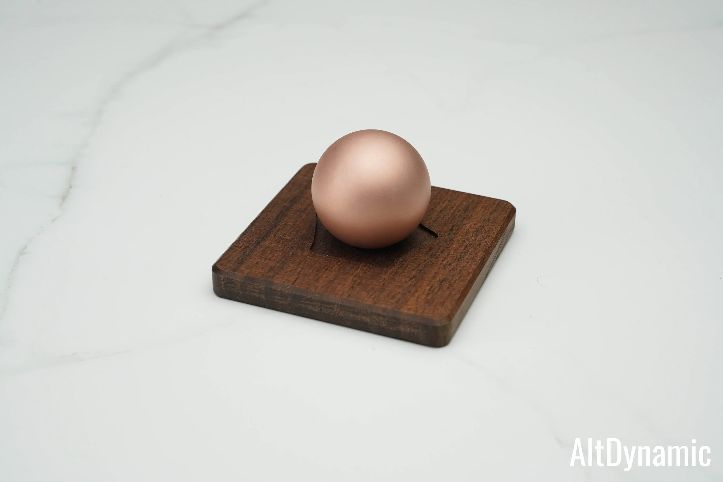 AltDynamic Dodeca Display Stand Orbiform-32.jpg
