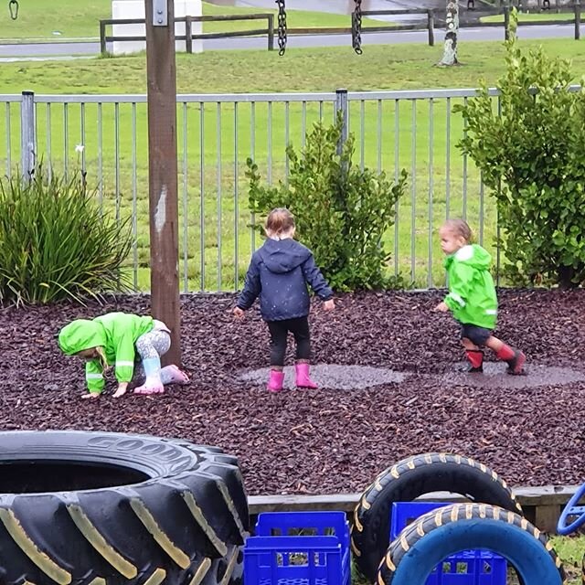 Playing in the rain and splashing in puddles is one of our most favourite things&nbsp;to do in the Kiwi Room. Making connections with Papatuanuku and Ranginui are important in children's lives as they navigate within the natural world.

#coastlands #