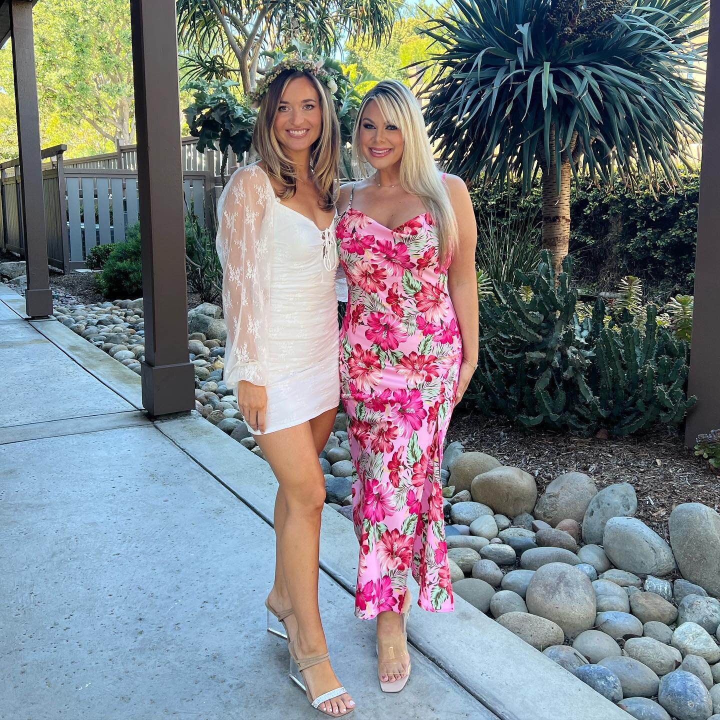 Such a beautiful day celebrating Kaitlyn at her bridal shower!! Love you babe and can&rsquo;t wait to see you get married soon!! ❤️❤️💕❤️❤️ 
@kaitlynweathers