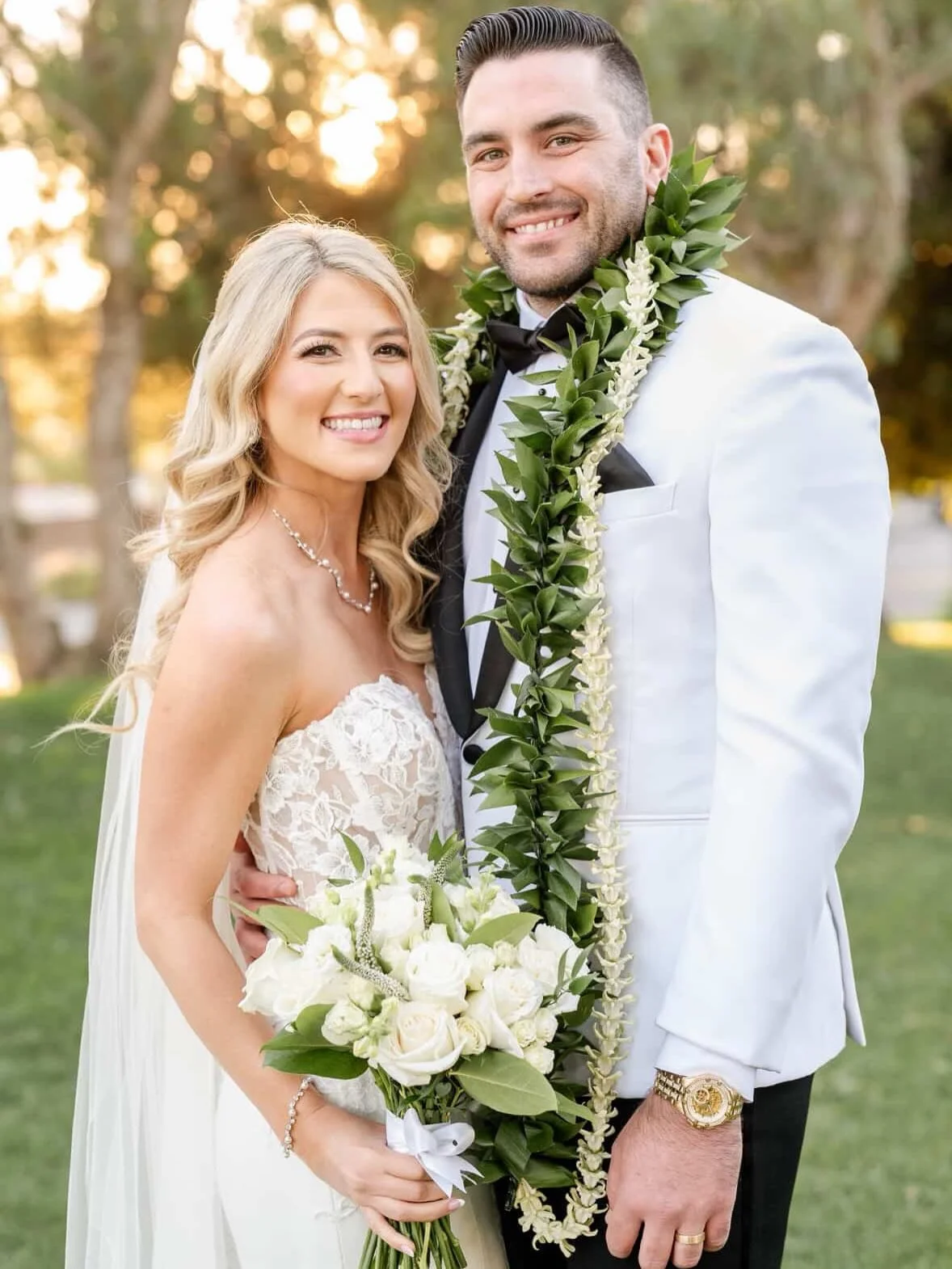 Stunning photos back from @toribakken&rsquo;s wedding! This day was beautiful and filled with joy and laughter ❤️
Photos by @jamiebrinkmanphoto 
Venue: @talegaweddingsandevents 
.
.
#ocmua #ocmakeupartist #purebeautybydanielle #bridalstylist #bridalm
