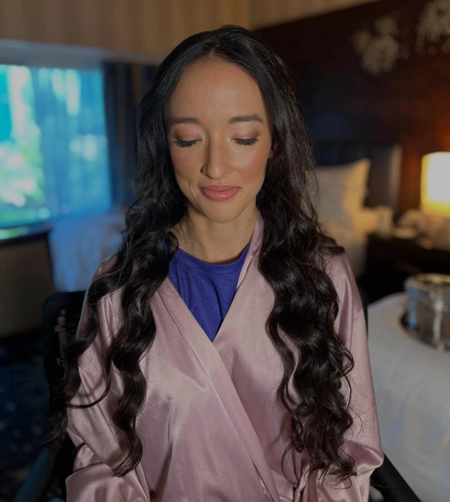 This is what clean glowing beauty looks like. It&rsquo;s soft and natural and highlights all the right features! Nothing caked on and too harsh. Just pure, natural beauty! ✨❤️
.
.
#purebeautybydanielle #ocmakeupartist #ochairstylist #ocbridalhairstyl