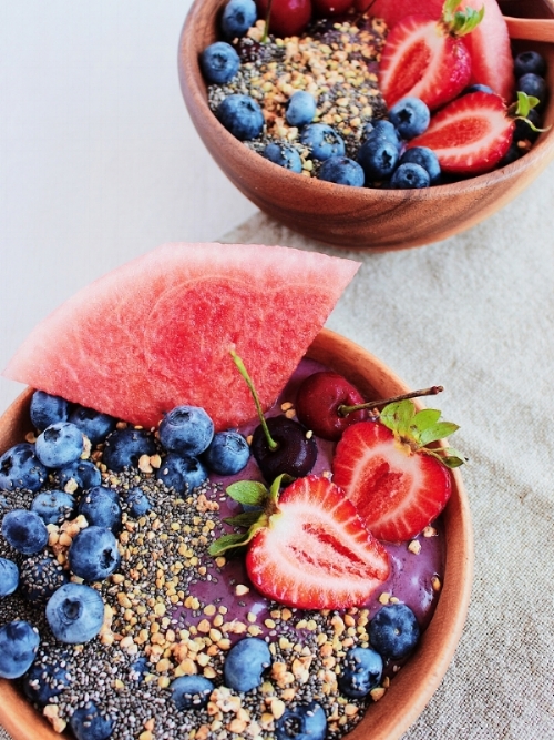 Acai smoothie bowls