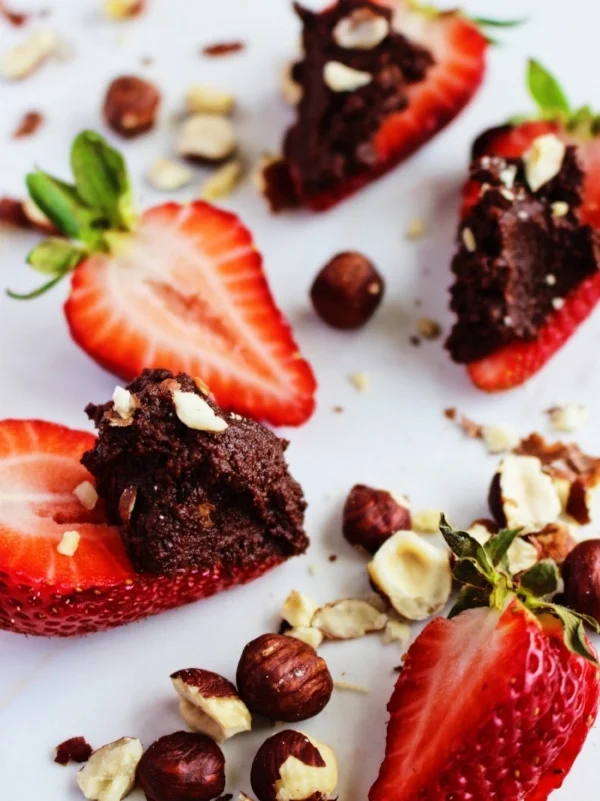 Vegan nutella on strawberries