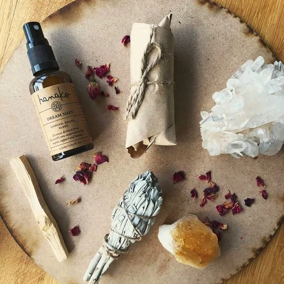 Hanako Therapies natural perfumes