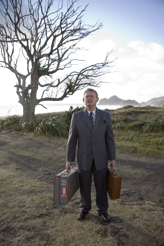 4 - TMWLHH Martin Clunes (plays Ian).jpg