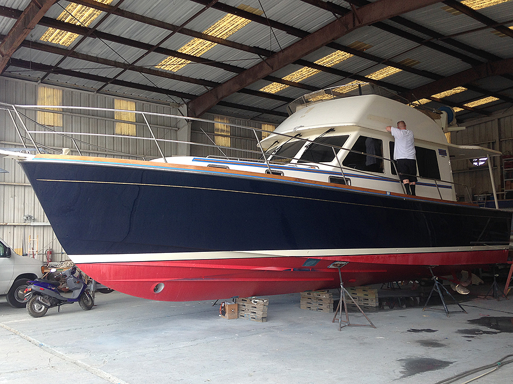 Gallery — Sarasota fiberglass repair, marine painting and boat restoration - IMG 1533w