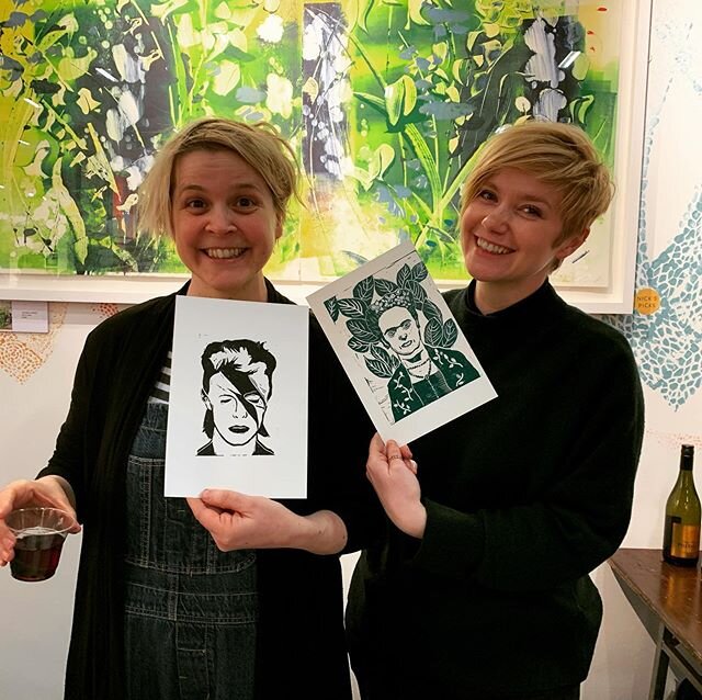 We will be @affordableartfairuk in Battersea Park again this evening! 6-8pm Come and enjoy some printing with prosecco in hand 🥂Free to join, plus you get to go home with your print 😮! .
.
.
#aaf #affordableartfair #pv #printmaking #linoprint #affo