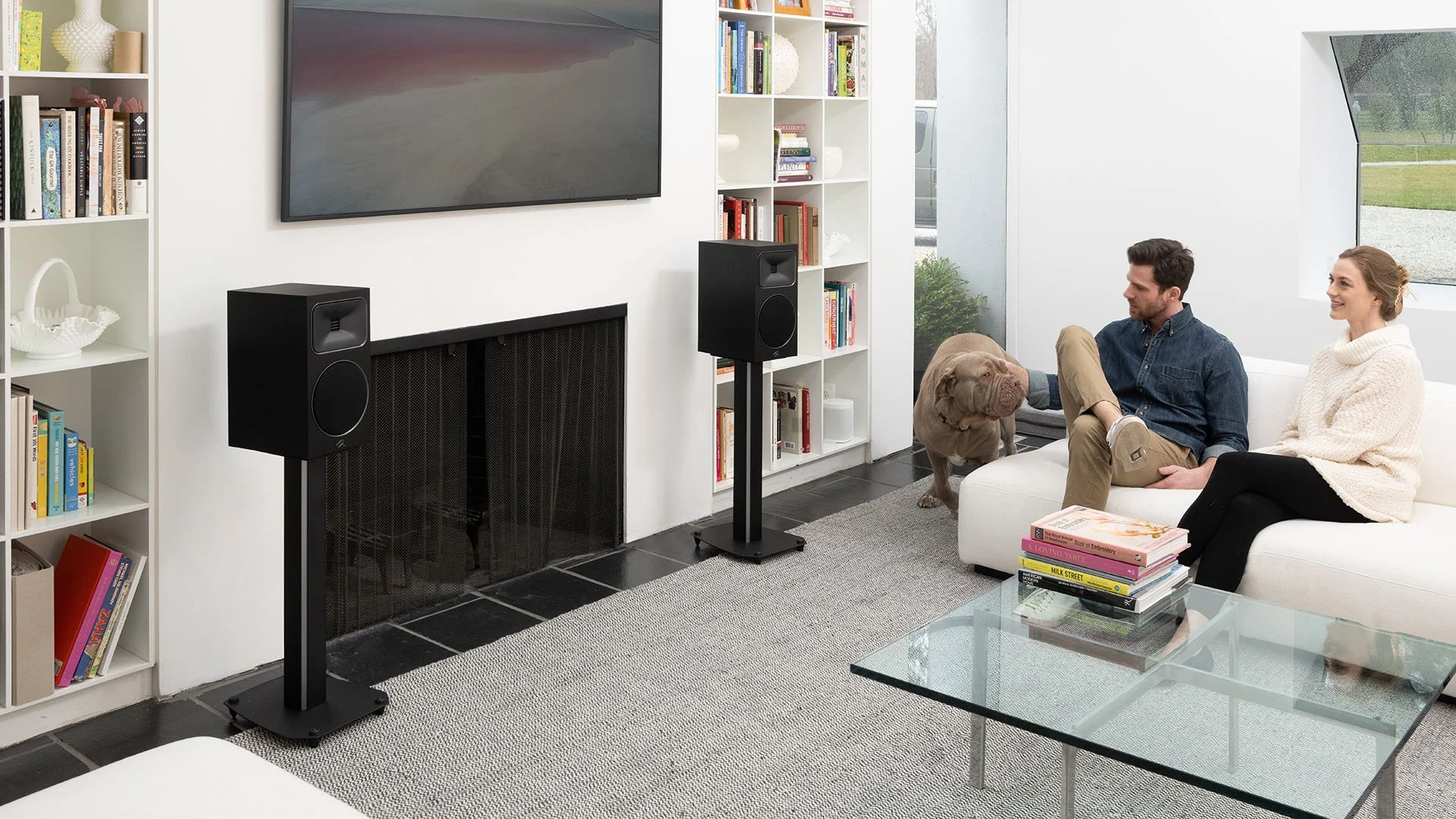 martinlogan-motion-foundation-b2-bookshelf-speaker-hero.jpg
