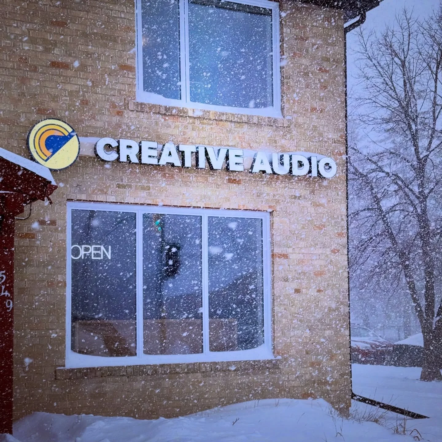 Winter in Winnipeg! ❄️
 
The weather outside is frightful (again!) but the sound inside our showroom at 549 Academy Road is positively delightful. ☺️
 
#winnipeg #manitoba #winnipegbusiness #audiophile #stereo #hifi #highendaudio #snowstorm #blizzard