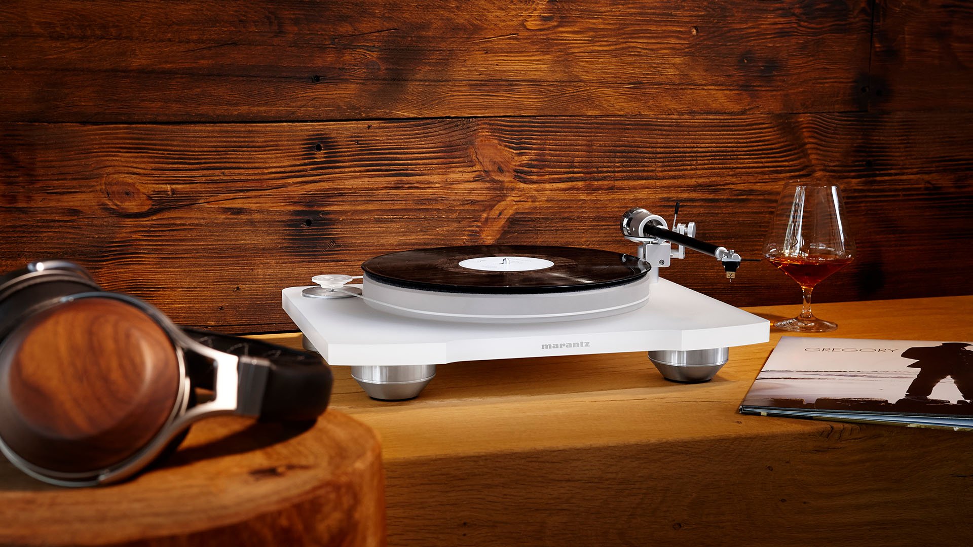 marantz-tt-15s1-turntable-hero.jpg