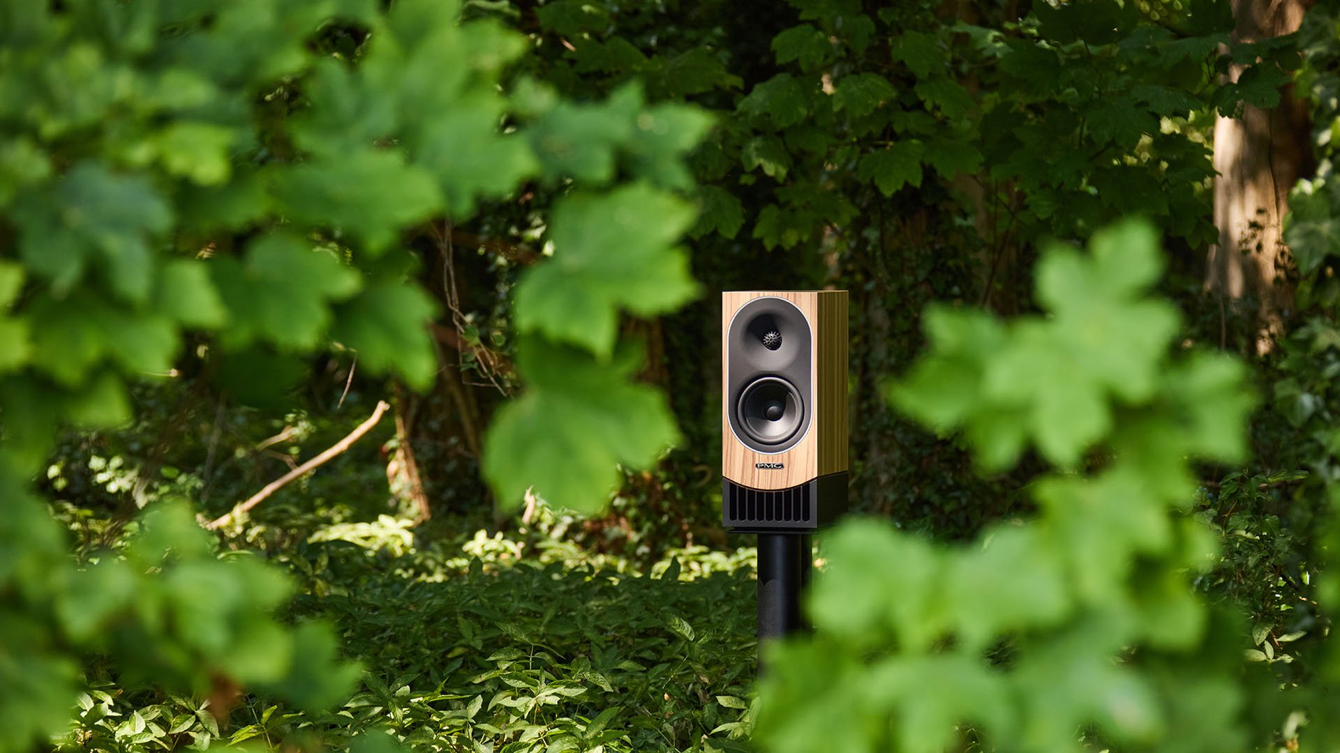 pmc-prophecy1-bookshelf-speakers-hero.jpg
