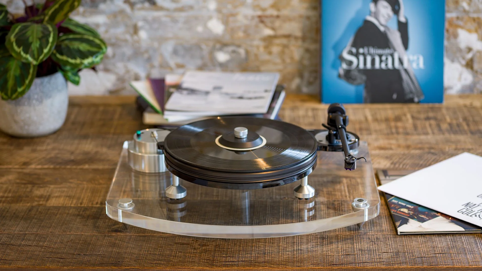 michell-tecnodec-turntable-hero.jpg