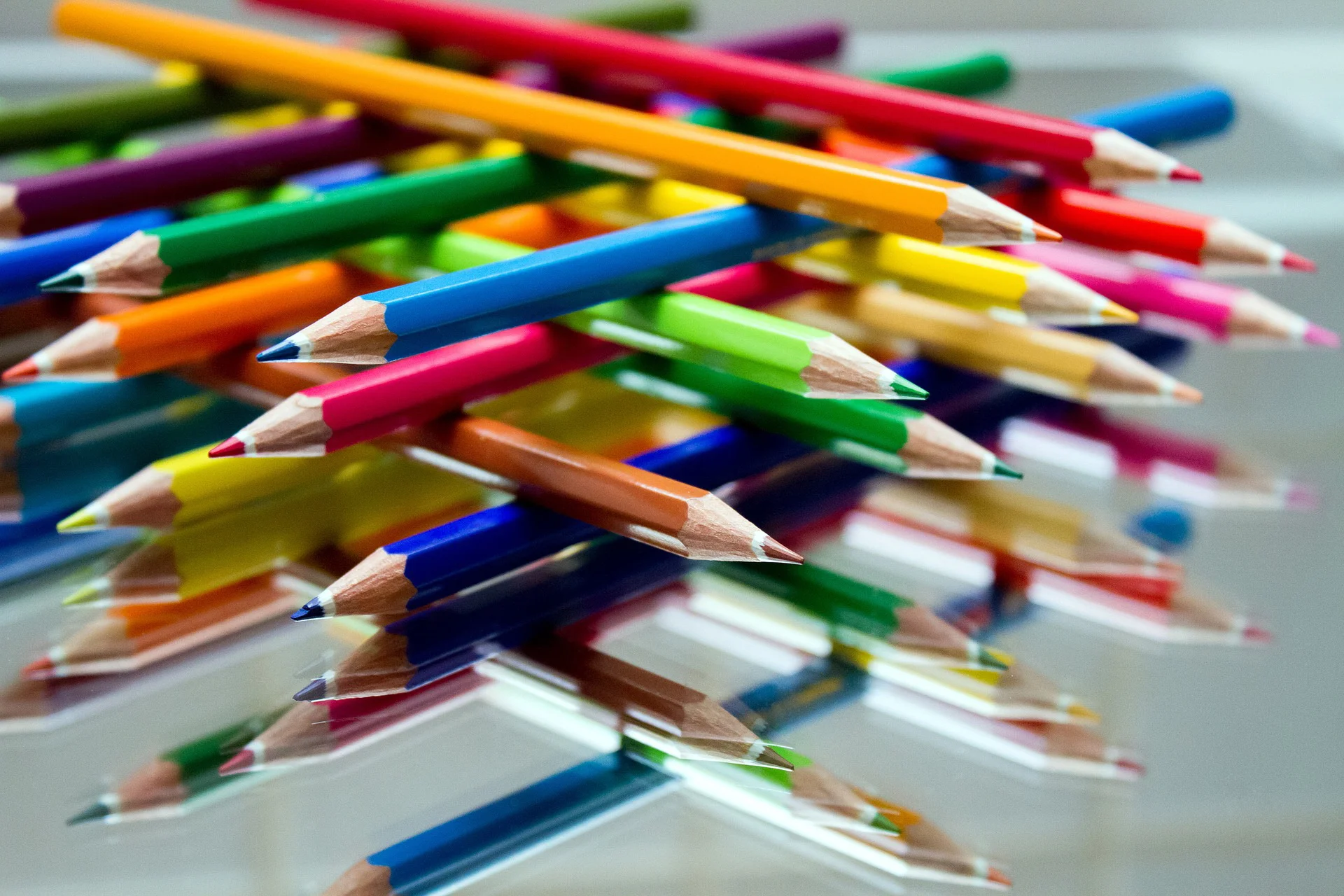 colored-pencils-2934857_1920 (1).jpg