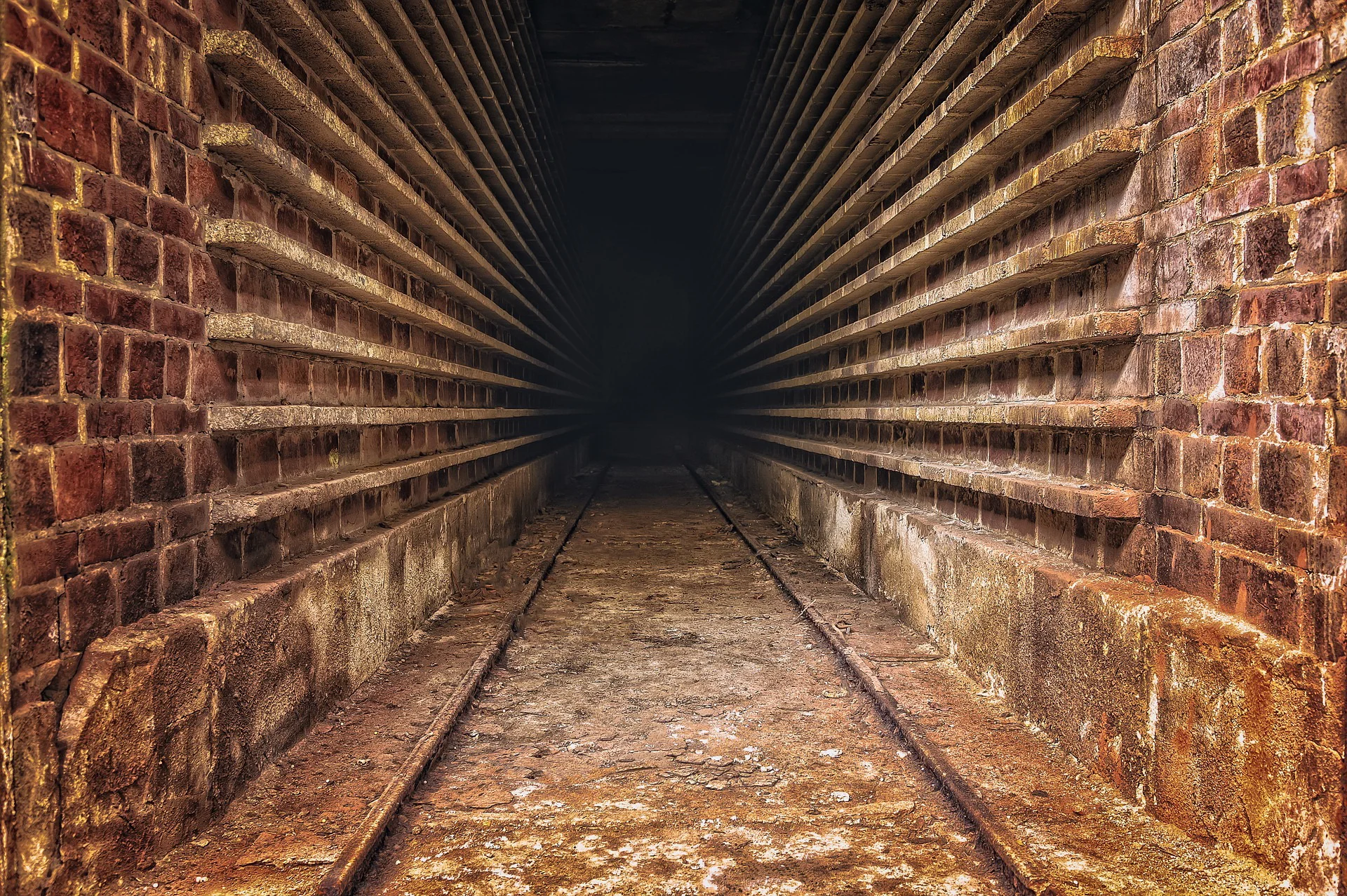 factory-4032736_1920.jpg