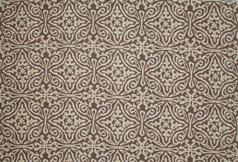 Medium Diamond Batik — Betsy