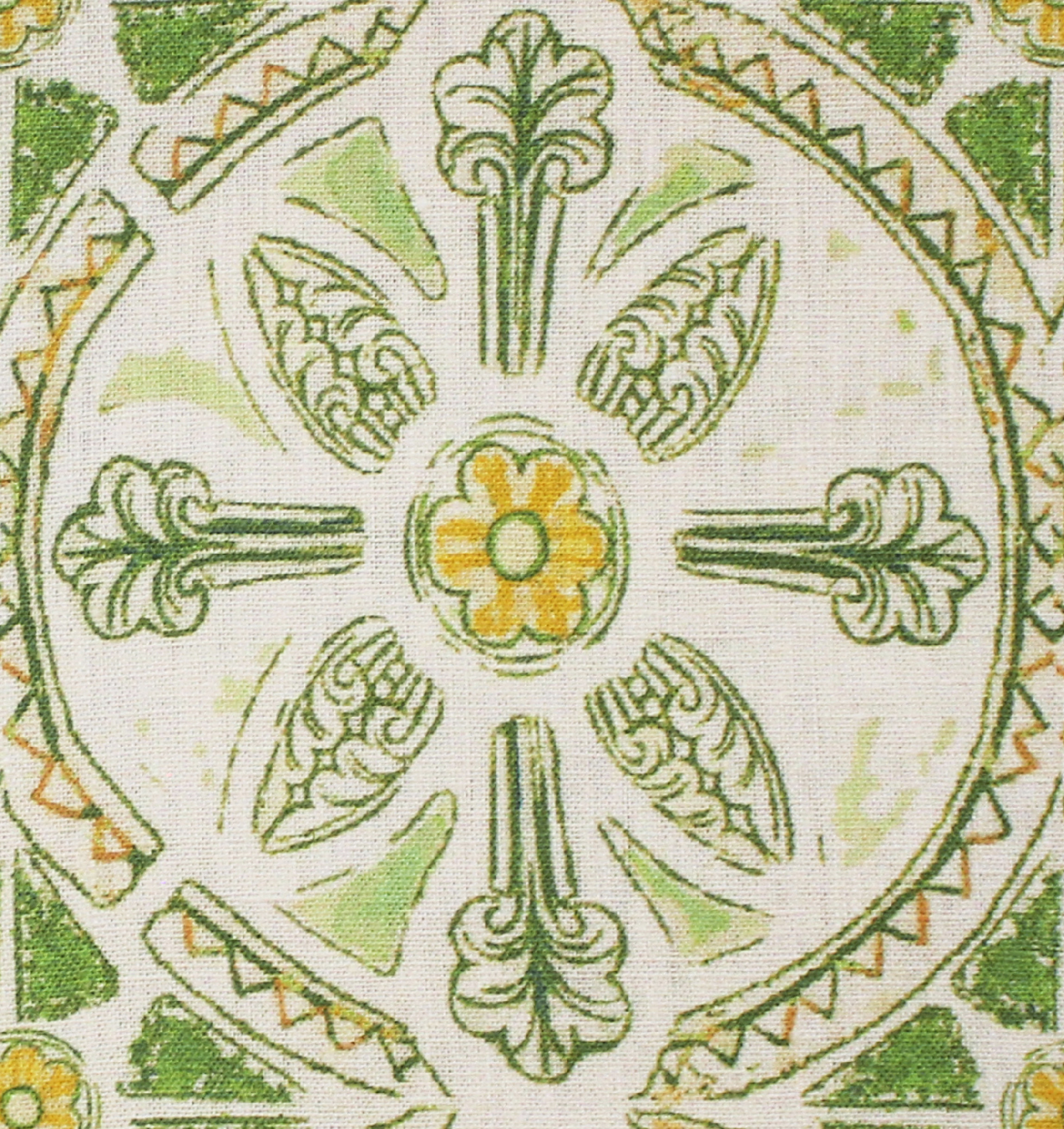 Grand Circle Batik: Green