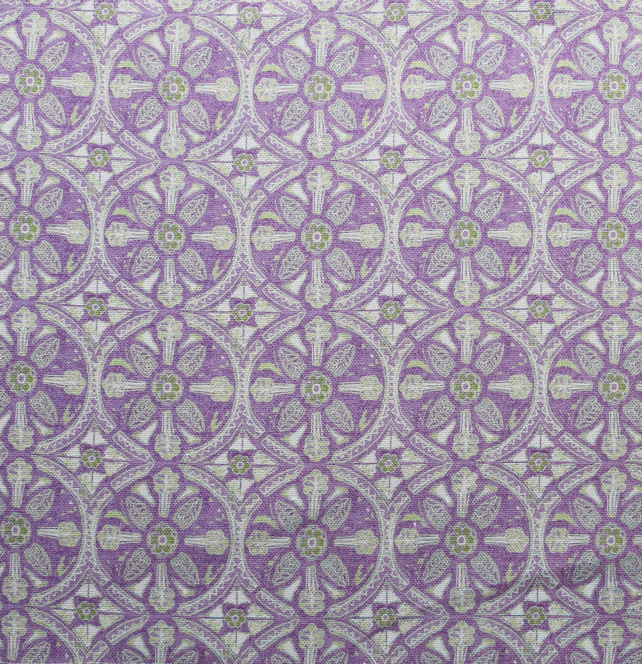 Petite Circle Batik: Lilac