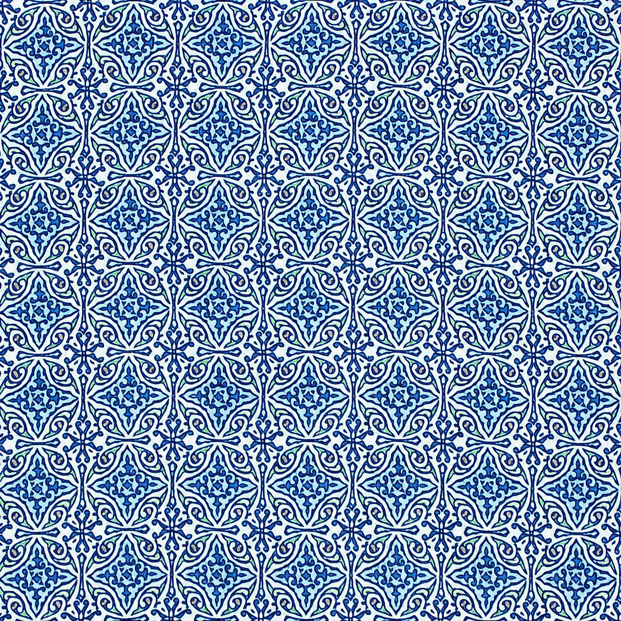 Small Diamond Blue