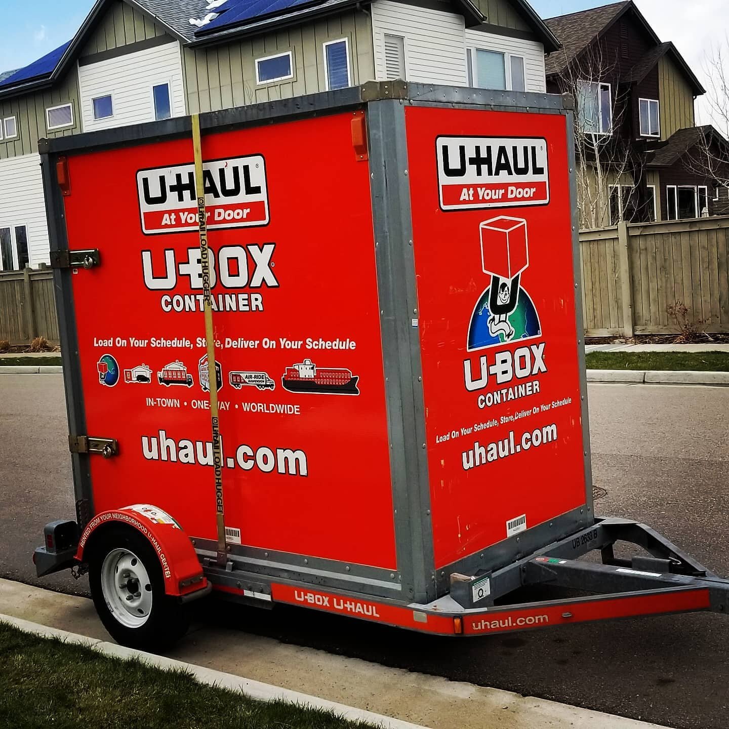 Do you have a UBOX that you need delivered 🚚? Loaded or unloaded? How about delivered,loaded and unloaded. Contact @homecontrol_usa
We can handle all of the above for you no problem!! 
#uhaul
@homecontrol_usa #homecontrolusa #homecontrol #denvermove