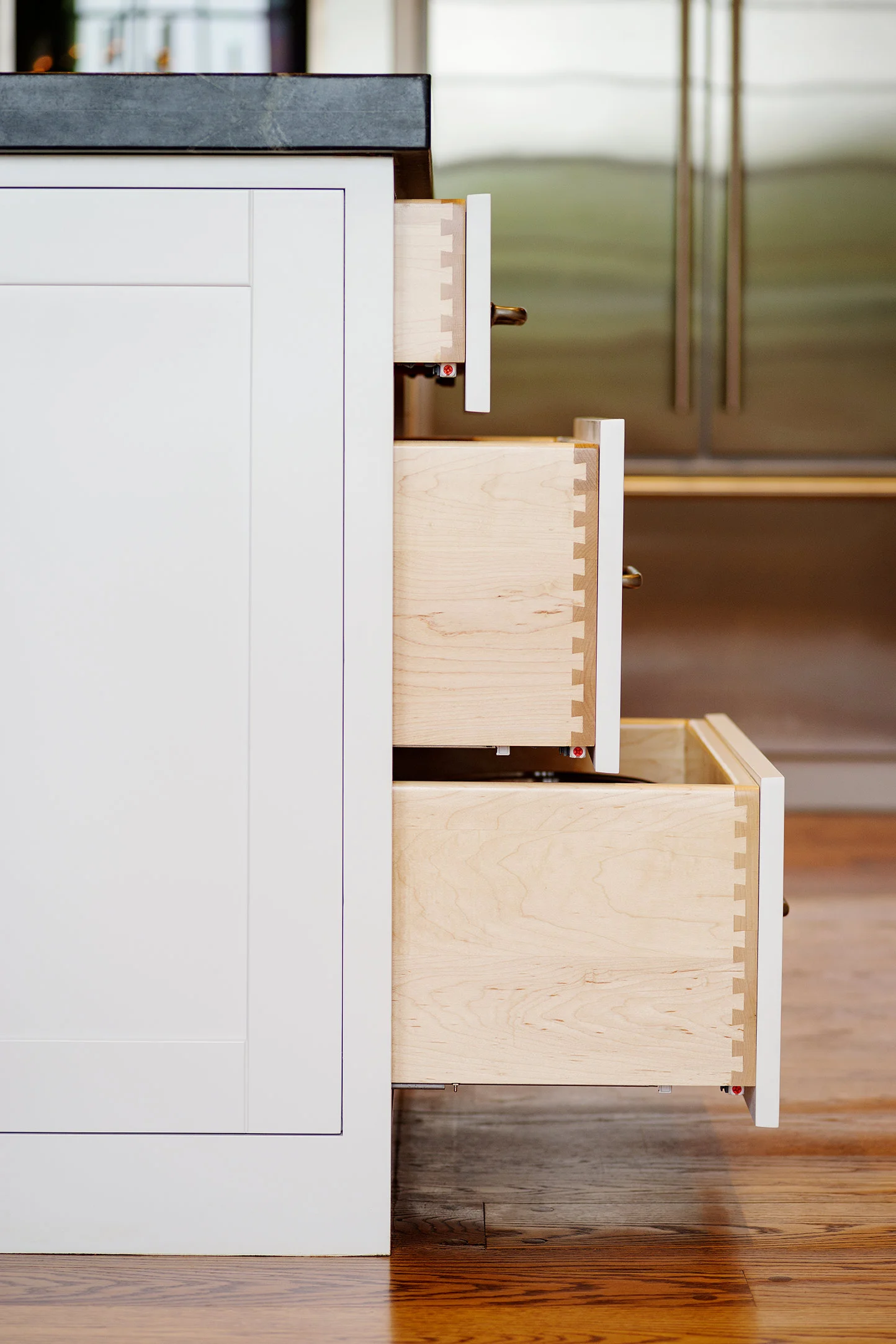 Three Drawer Base