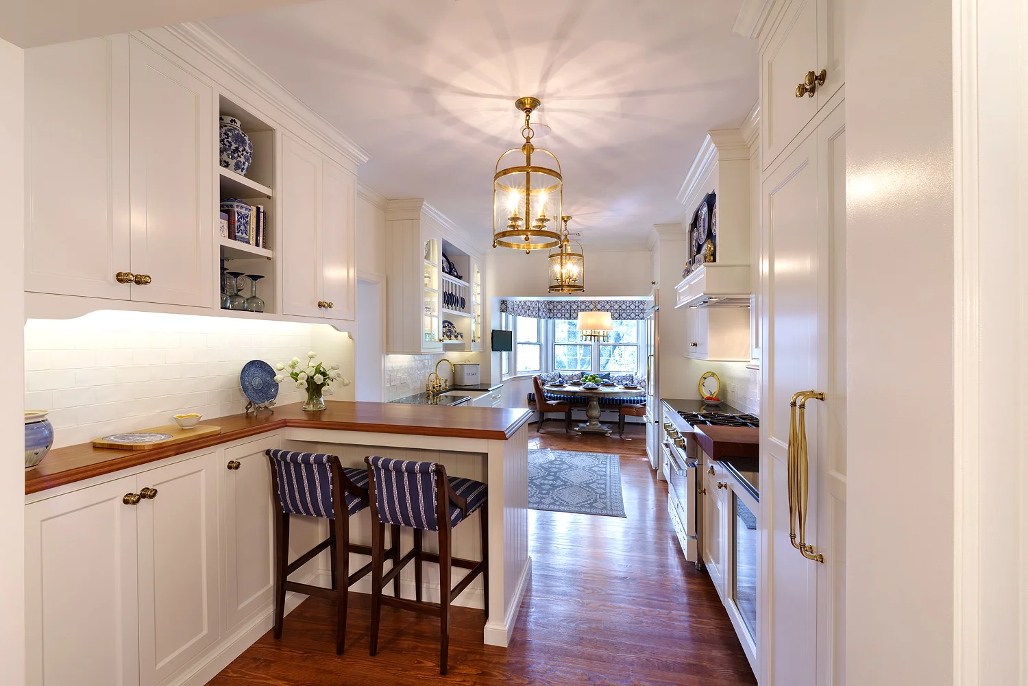 villanova-brynlawn-kitchen-1-1500x1001-01.jpg
