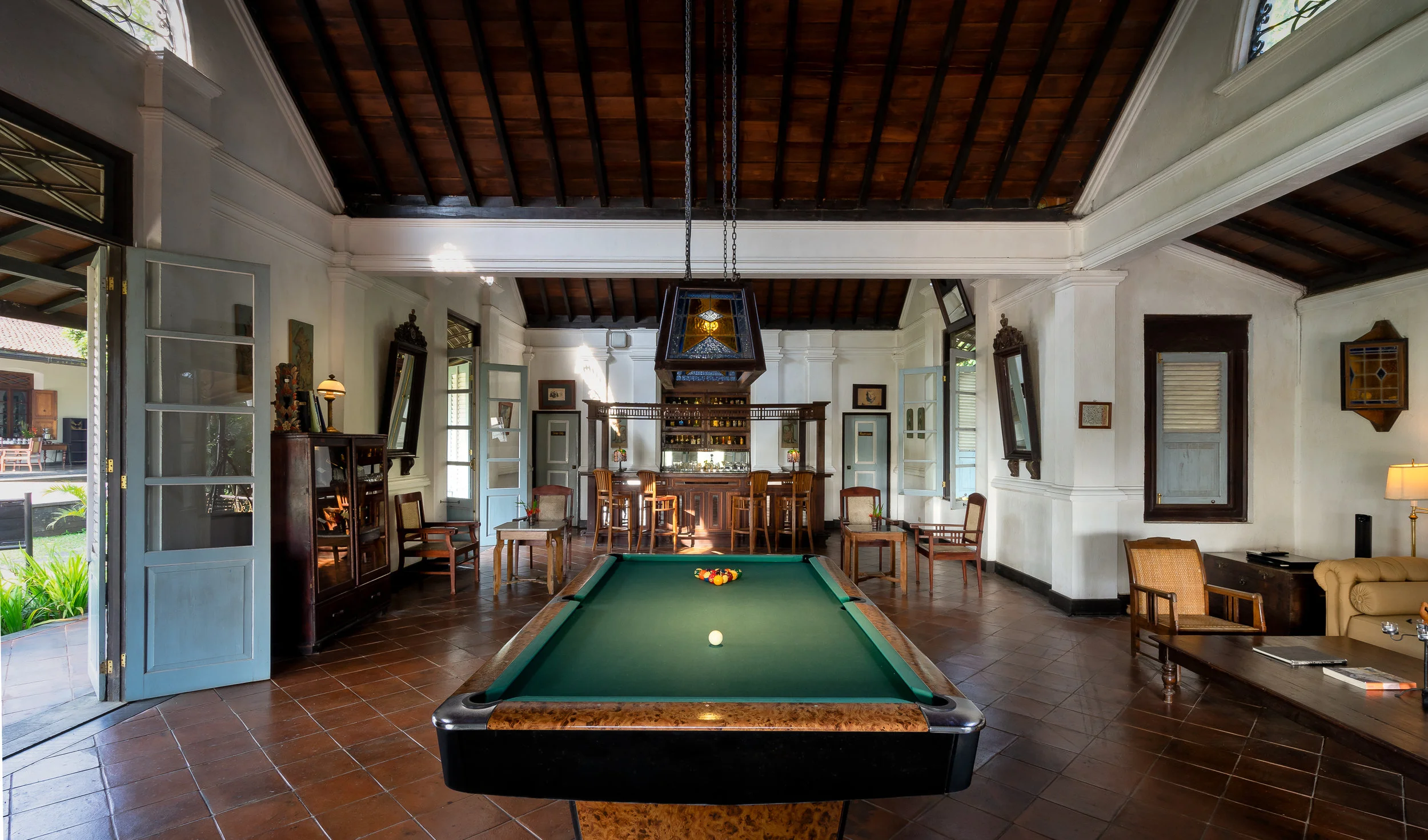 Interior (3).jpg