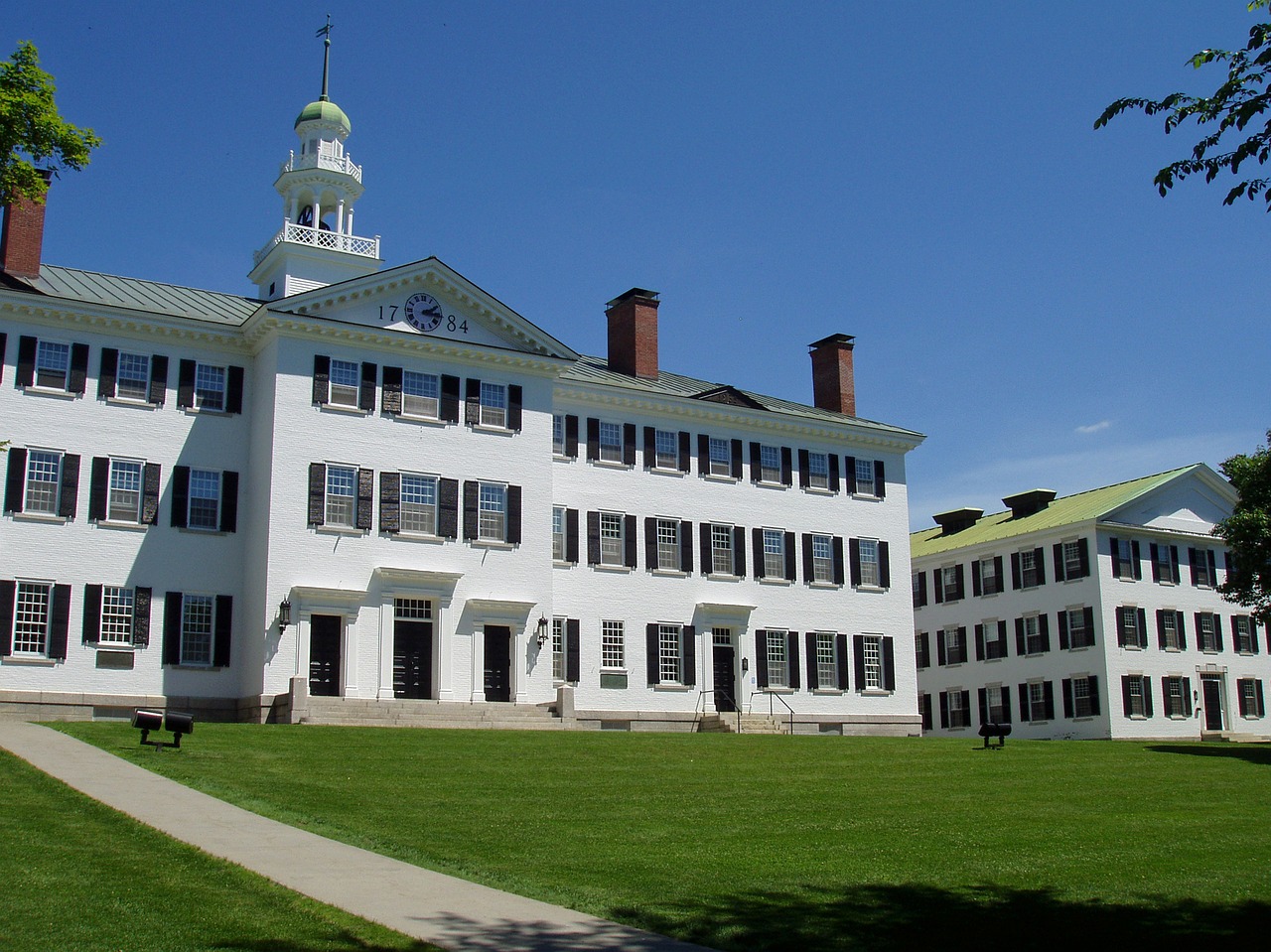 dartmouth-college-69897_1280.jpg