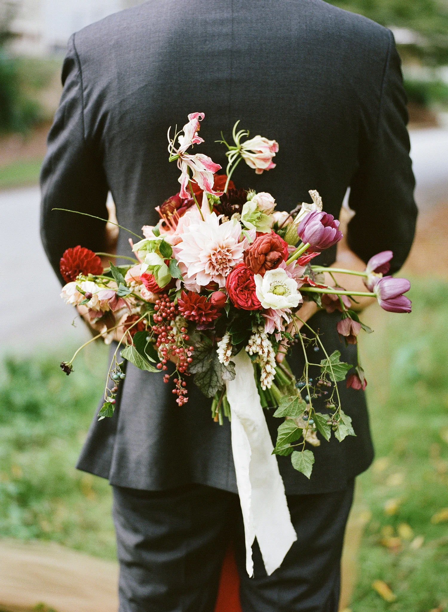 27-bold-bridal-bouquet.jpg