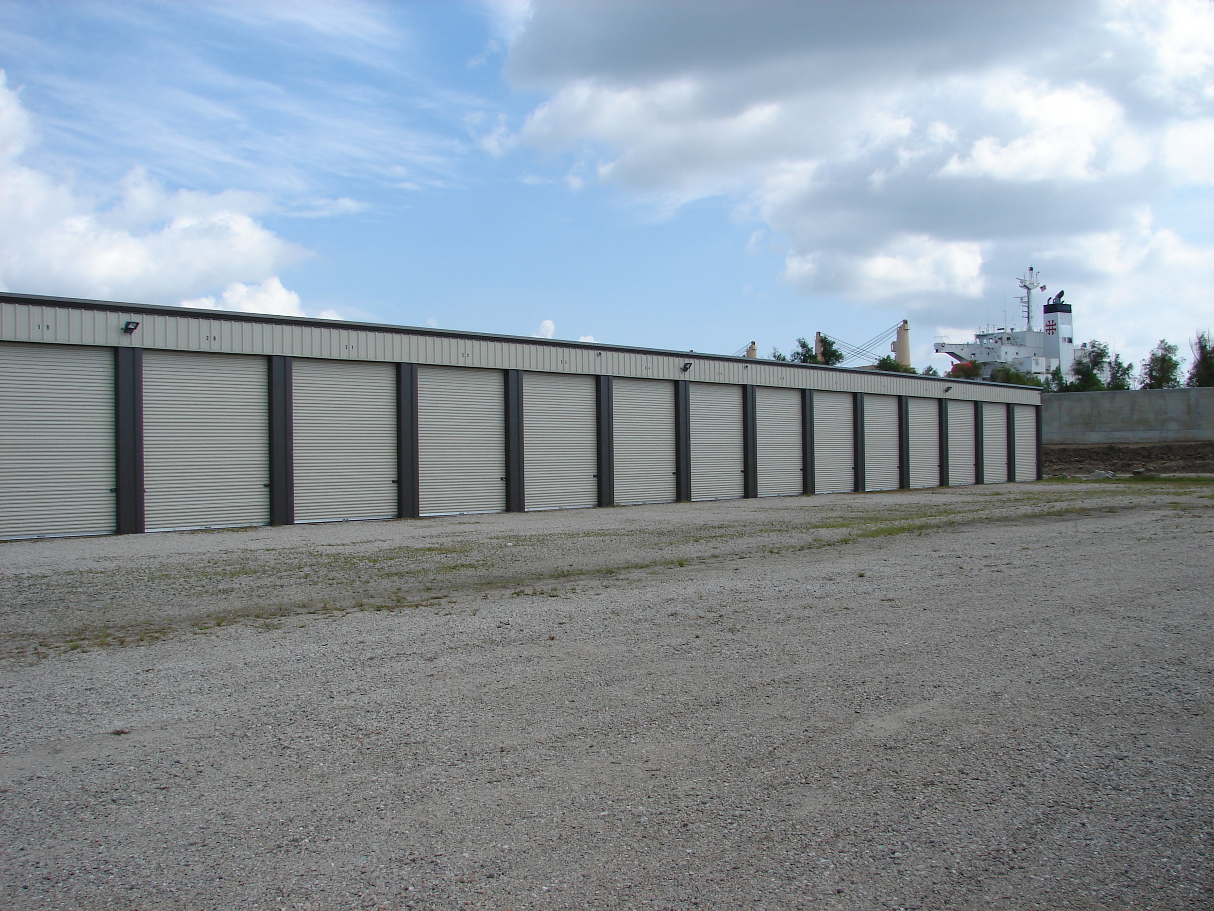 Riverside Boat Sheds & Storage 