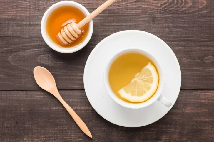 drink-lemon-honey-water-every-day.jpg